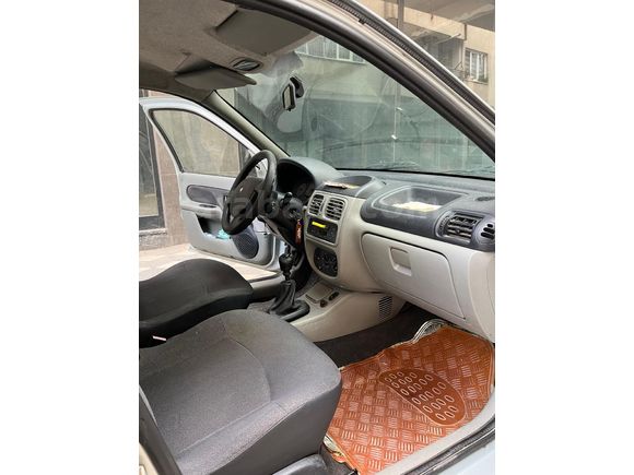 Sahibinden Renault Clio 1.4 2005 Model