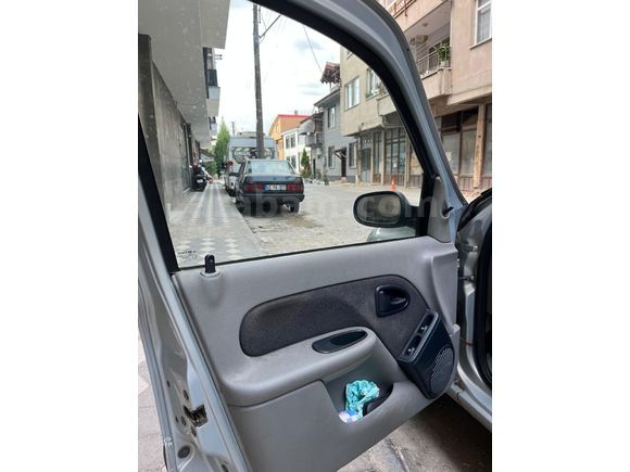 Sahibinden Renault Clio 1.4 2005 Model