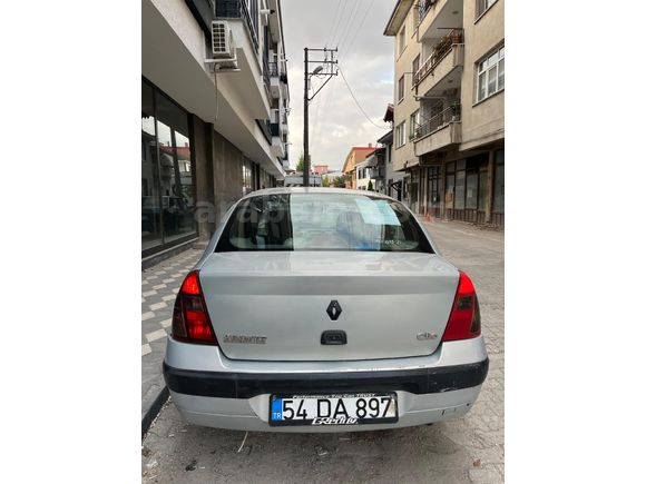 Sahibinden Renault Clio 1.4 2005 Model