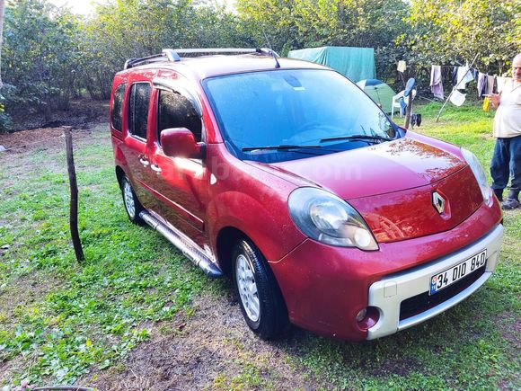 Sahibinden Renault Kangoo Multix 1.5 dCi Privilege 2012 Model