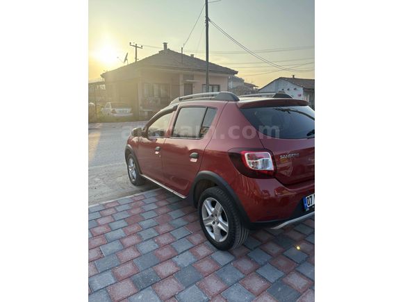 Galeriden Dacia Sandero 1.5 dCi Stepway 2016 Model Balıkesir