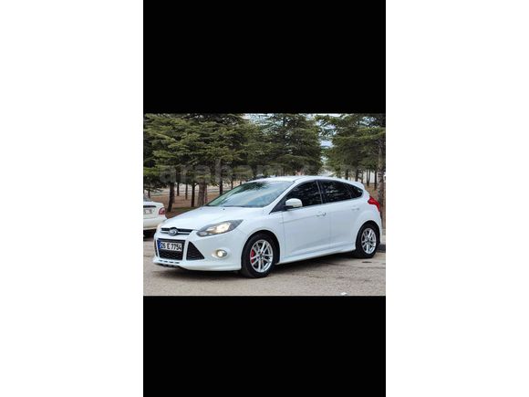 Sahibinden Ford Focus 1.6 Ti-VCT Titanium X 2014 Model  