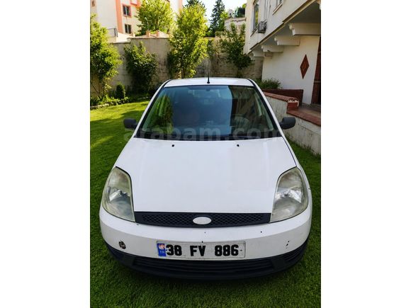 Sahibinden Ford Fiesta 1.4 Comfort 2004 Model