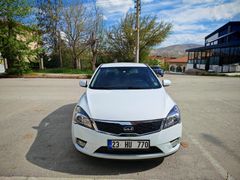 2. Sahibinden 161 binde temiz kullanılmış kia ceed