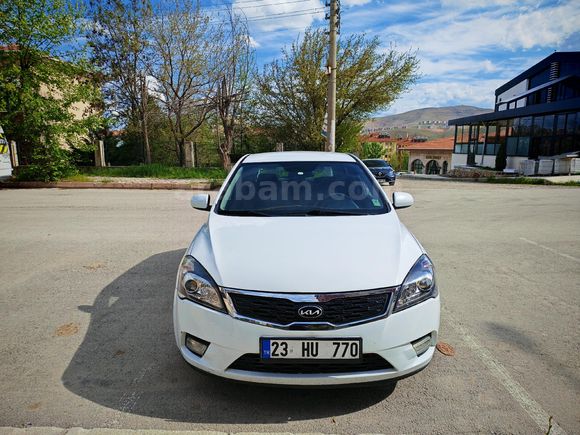 2. Sahibinden 161 binde temiz kullanılmış kia ceed