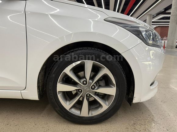 2015 MODEL HATASIZ BOYASIZ 114BİN KM