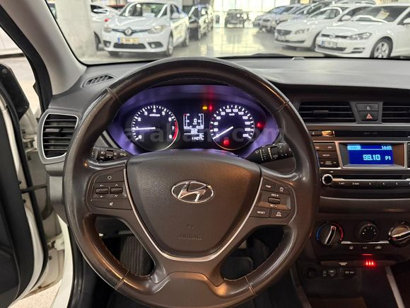 2015 MODEL HATASIZ BOYASIZ 114BİN KM