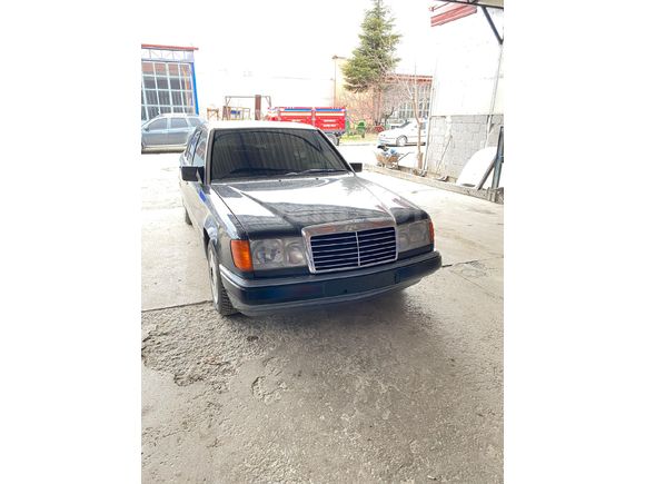 Sahibinden Mercedes - Benz 200 E 1990 Model
