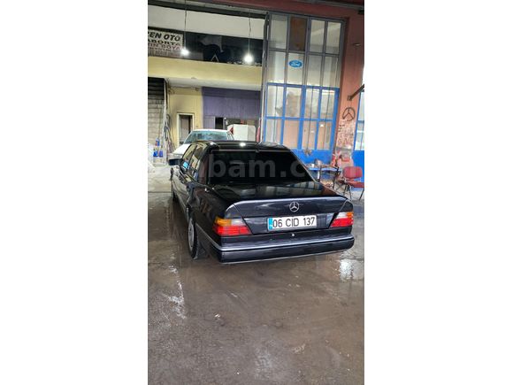 Sahibinden Mercedes - Benz 200 E 1990 Model