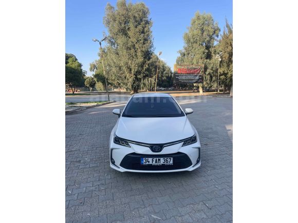 Sahibinden Toyota Corolla 1.8 Hybrid Dream 2022 Model