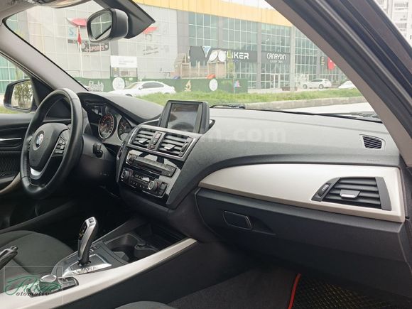BMW 116d HATASIZ 2.5 PARÇA BOYALI EMSALSİZ TEMİZLİK'DE