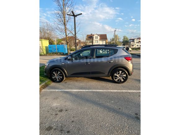 Boyasız değişensiz 2025 Stepway 1.0 tce expression