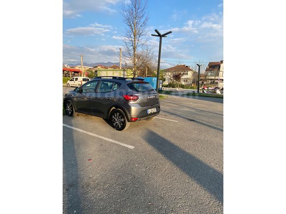 Boyasız değişensiz 2025 Stepway 1.0 tce expression