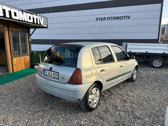 Galeriden Renault Clio 1.4 RTA 2000 Model Balıkesir