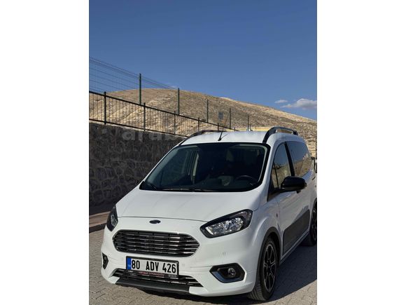 Sahibinden Ford Tourneo Courier 1.5 TDCi Titanium Plus 2022 Model 