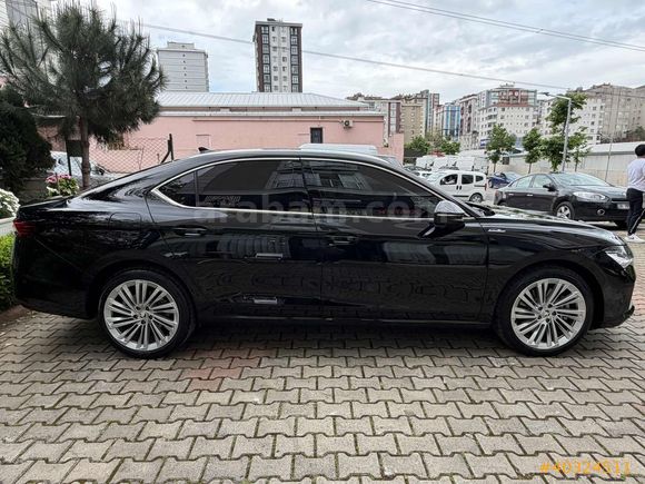 2024 SKODA SUPERB 2.0 TDİ 4X4 L&K CRYSTAL SİYAH İÇİ TABA
