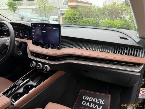 2024 SKODA SUPERB 2.0 TDİ 4X4 L&K CRYSTAL SİYAH İÇİ TABA