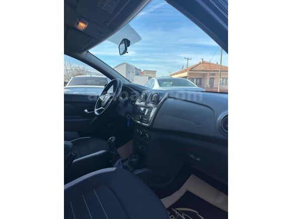 Galeriden Dacia Sandero 1.5 dCi Stepway 2016 Model Balıkesir