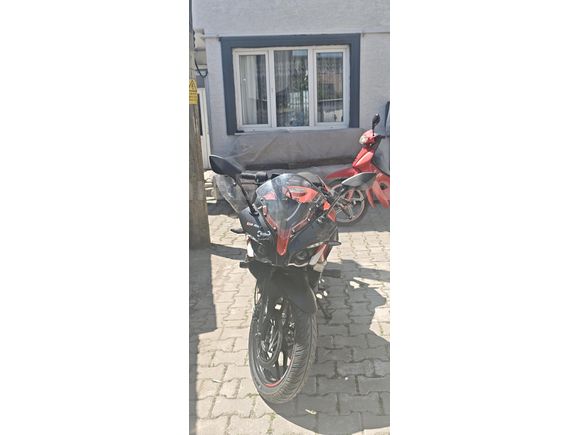 Sahibinden Bajaj Pulsar 200 RS