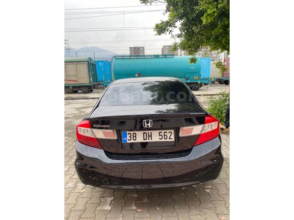 Memurdan Honda Civic
