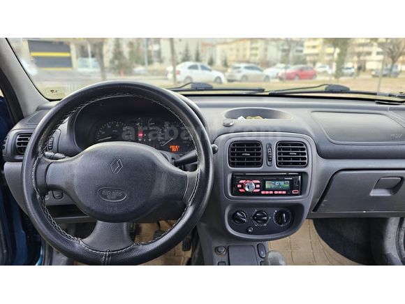 Sahibinden Renault Clio 1.4 RNA 2000 Model