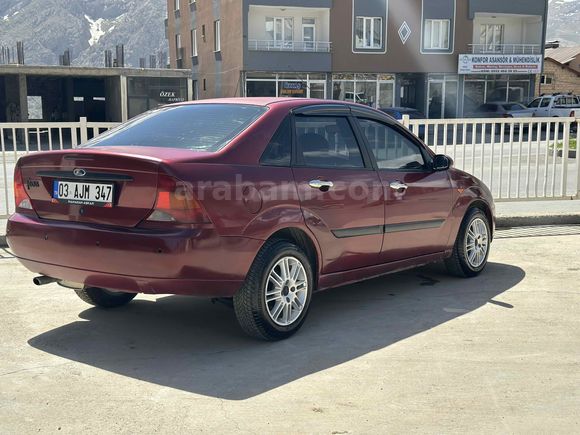  Ford Focus 1.6 Ambiente 2000 Model 