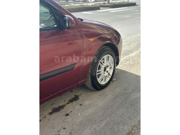  Ford Focus 1.6 Ambiente 2000 Model 