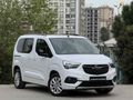 MESTOĞLU / 2023 OPEL COMBO 1.5D ULTİMATE CAM TAVAN HATASIZ BOYASIZ SADECE 60.000 KM