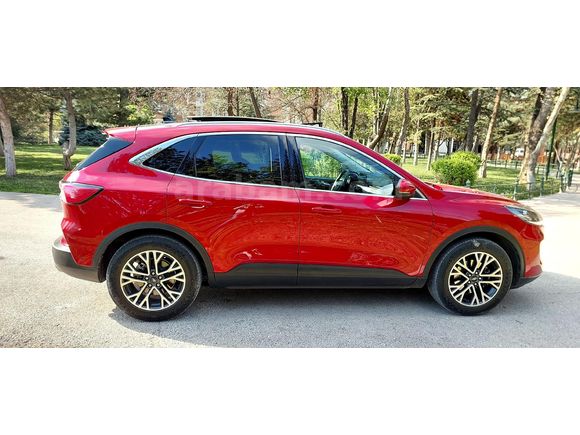 Sahibinden Ford Kuga 1.5 EcoBlue Titanium 2020 Model  49.000 km Kırmızı