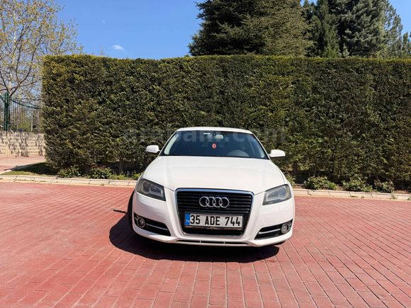 Sahibinden Audi A3 Sportback 1.6 TDI Attraction 2012 Model  326.000 km Beyaz