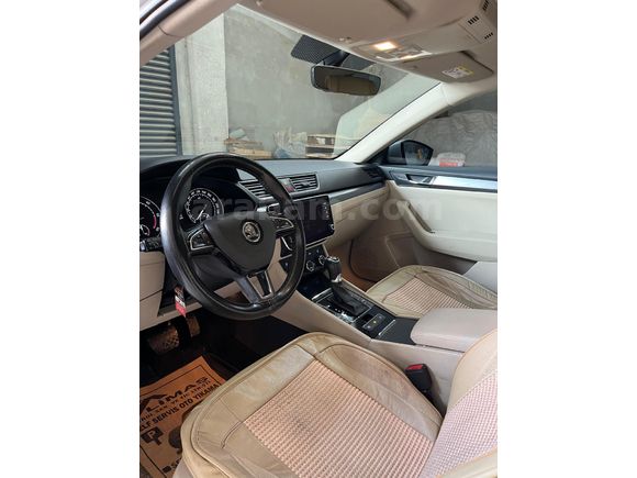 Sahibinden Skoda SuperB 1.6 TDI Style 2018 Model  214.000 km Beyaz