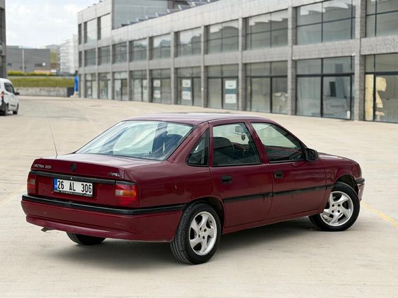Sahibinden Opel Vectra 2.0 GLS 1994 Model