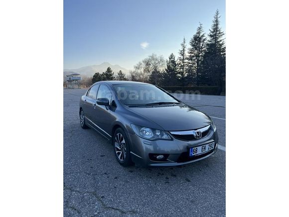 Pazartesi Kadar Bu Fiyat 2009 Model 143.000 km Gri (metalik)