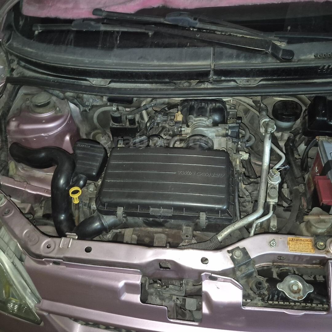 Sahibinden Daihatsu Cuore 1.0 Low Grade 2005 Model İstanbul 195.000 km Pembe 6
