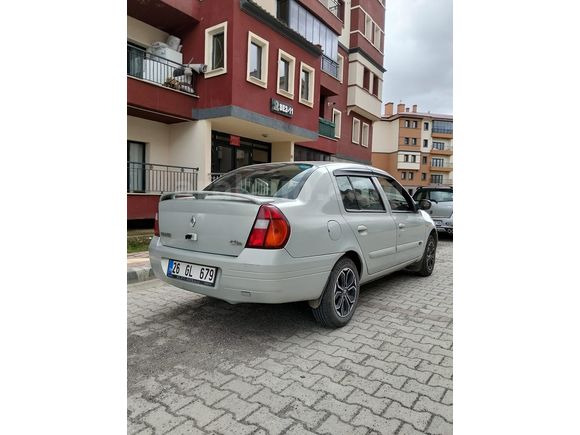 Sahibinden Renault Clio 1.4 RNA 2001 Model 