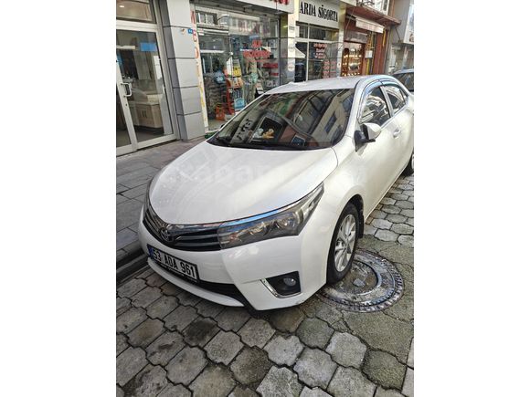 Sahibinden Toyota Corolla 1.4 D-4D Advance 2015 Model