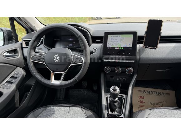 2025 Renault CLIO EVOLUTION - 1.0 TCe (100HP) 6 İLERİ