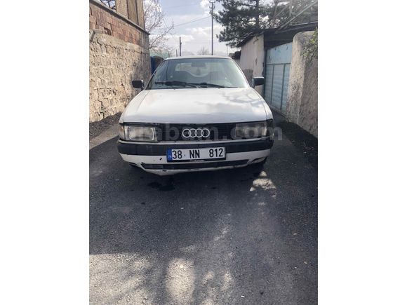 Audi 80 1.6 turbo dizel 1988 model motor yenı yapıldı takas degerlendırılır fiyata pazarlık var 
