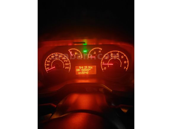 Sahibinden Fiat Fiorino Panorama 1.3 Multijet Premio 2017 Model  127.000 km Gri (metalik)
