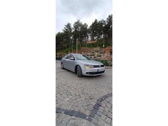 Sahibinden Volkswagen Jetta 1.6 TDi Highline 2011 Model