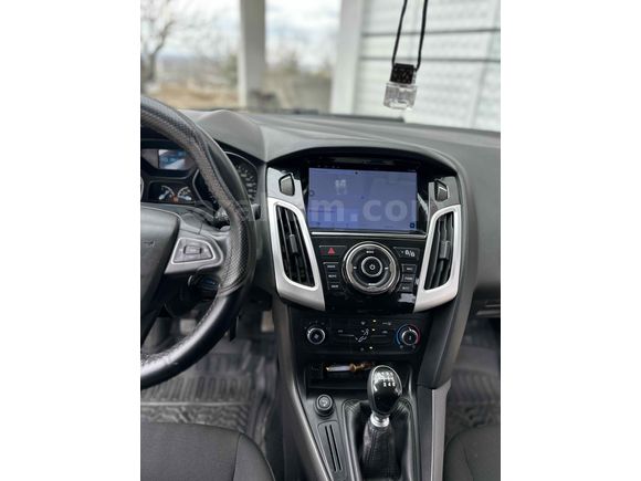 Sahibinden BOYASIZ ÇİZİKSİZ Ford Focus 1.6 TDCi Trend X 2015 Model 