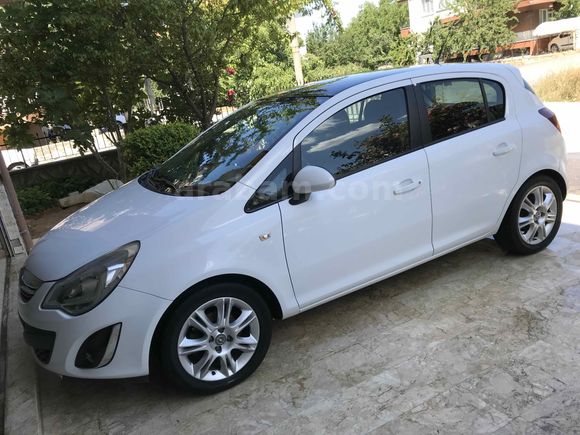 Sahibinden düşük km’li opel corsa