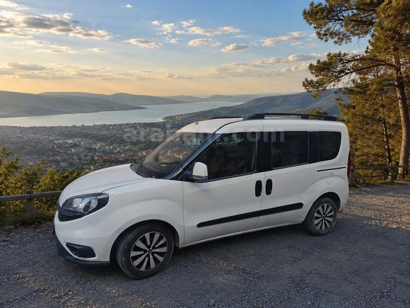 Sahibinden Fiat Doblo Combi 1.3 Multijet Premio Plus 2021 Model
