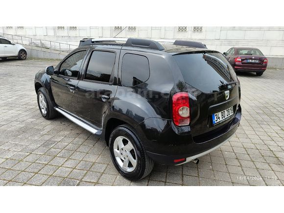 Sahibinden Dacia Duster 1.5 dCi Laureate 2011 Model  225.000 km Siyah