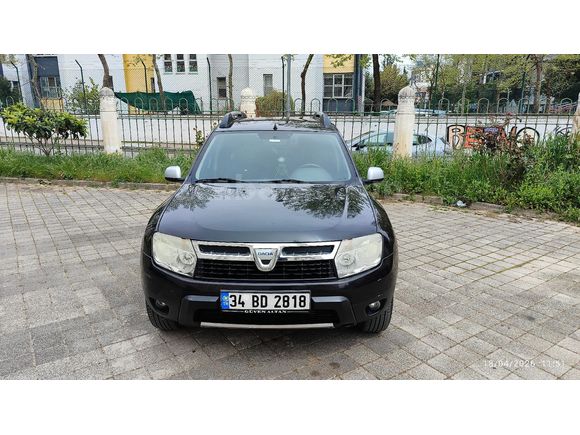 Sahibinden Dacia Duster 1.5 dCi Laureate 2011 Model  225.000 km Siyah