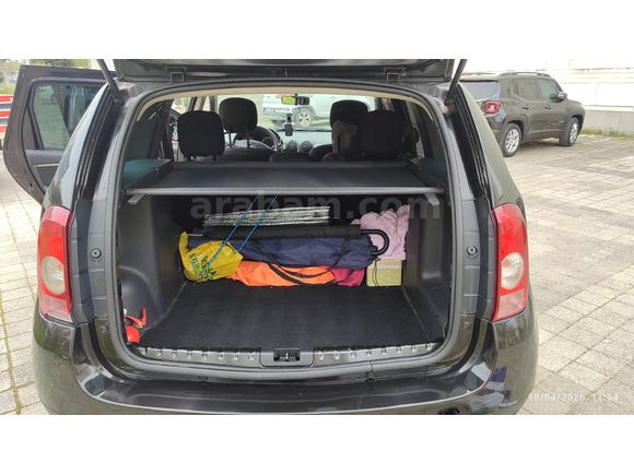 Sahibinden Dacia Duster 1.5 dCi Laureate 2011 Model  225.000 km Siyah