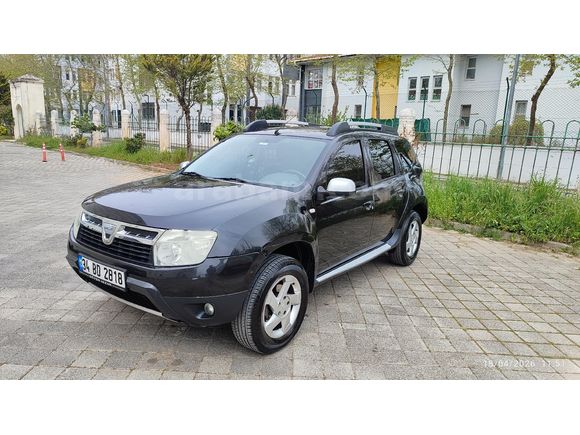 Sahibinden Dacia Duster 1.5 dCi Laureate 2011 Model  225.000 km Siyah