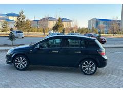 Sahibinden Opel Astra 1.6 Essentia 2012 Model  270.000 km Siyah