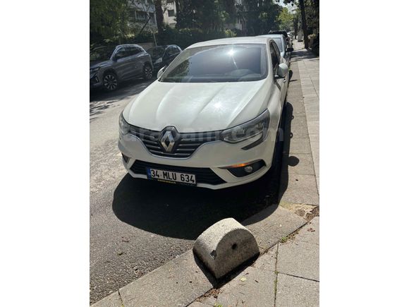 Sahibinden boyasız Renault Megane 1.5 dCi Icon 2017 Model  208.000 km Beyaz