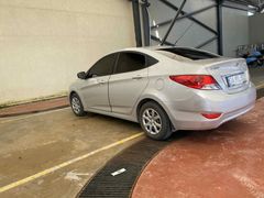 Sahibinden Hyundai Accent Blue 1.4 CVVT Mode 2011 Model 